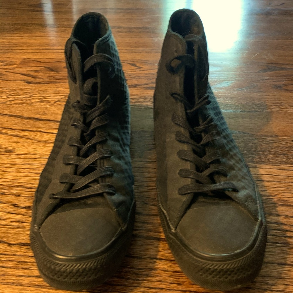 Black Converse
